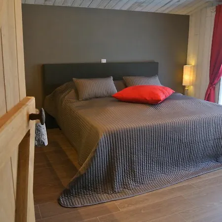 La Chaumiere D'alhoumont Semesterbostad *
